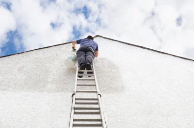 Peinture extérieure à la Loge-Pomblin — façades et ravalement