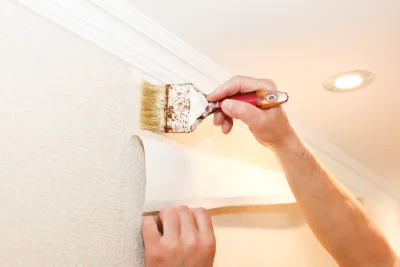 Pose de papier peint à la Loge-Pomblin — revêtements muraux et toiles de verre